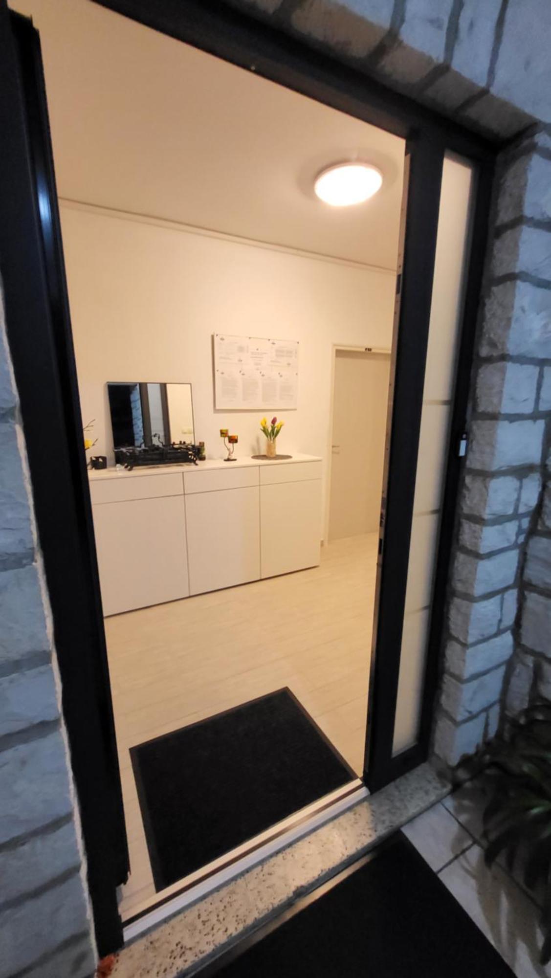 Apartments & Rooms Fam Ribaric Banjol エクステリア 写真